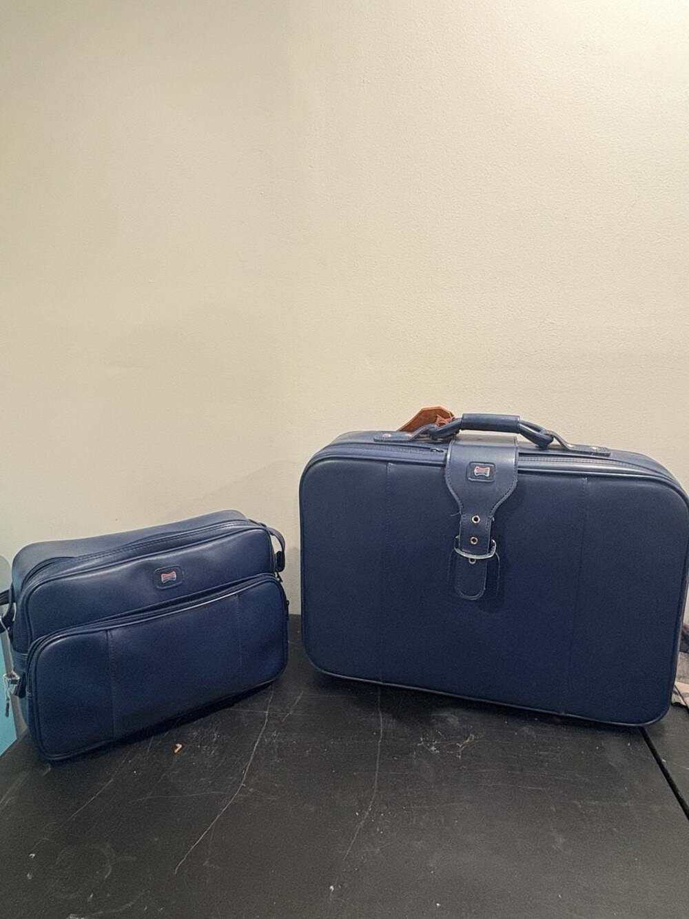 Vintage American Tourister  Luggage Set